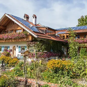 Bed & Breakfast Suzanne's & Gardens, Füssen
